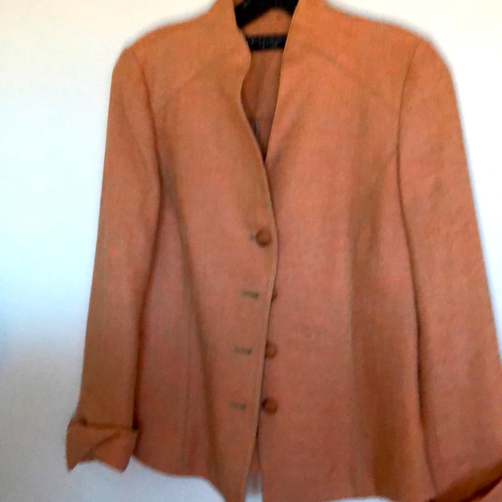 Dana Buchman, coral tweed stand up collar four button blazer